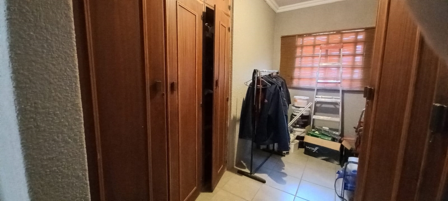 3 Bedroom Property for Sale in Roosheuwel North West